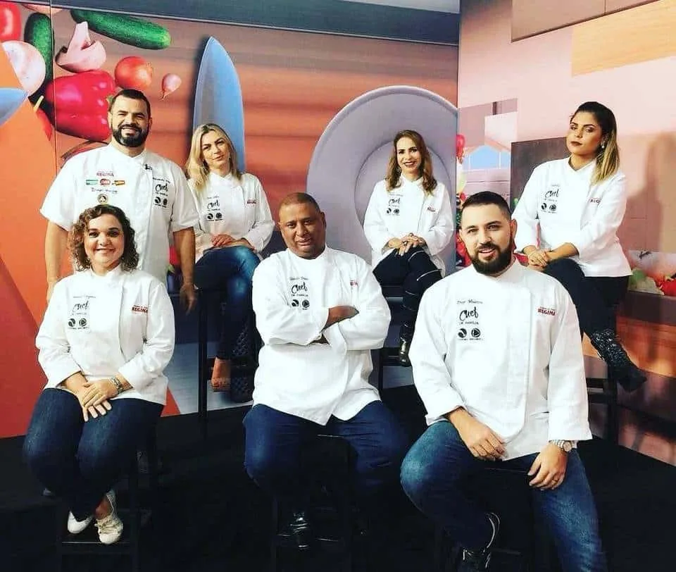 Conheça os 6 competidores que continuam na disputa do Chef de Família