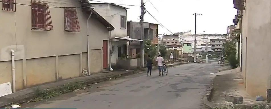 Jovem é esfaqueada ao chegar do trabalho em Cariacica; ex é o principal suspeito