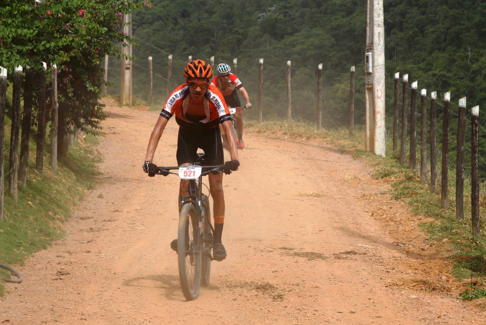 Viana realiza '1º Passeio Viana Bike'