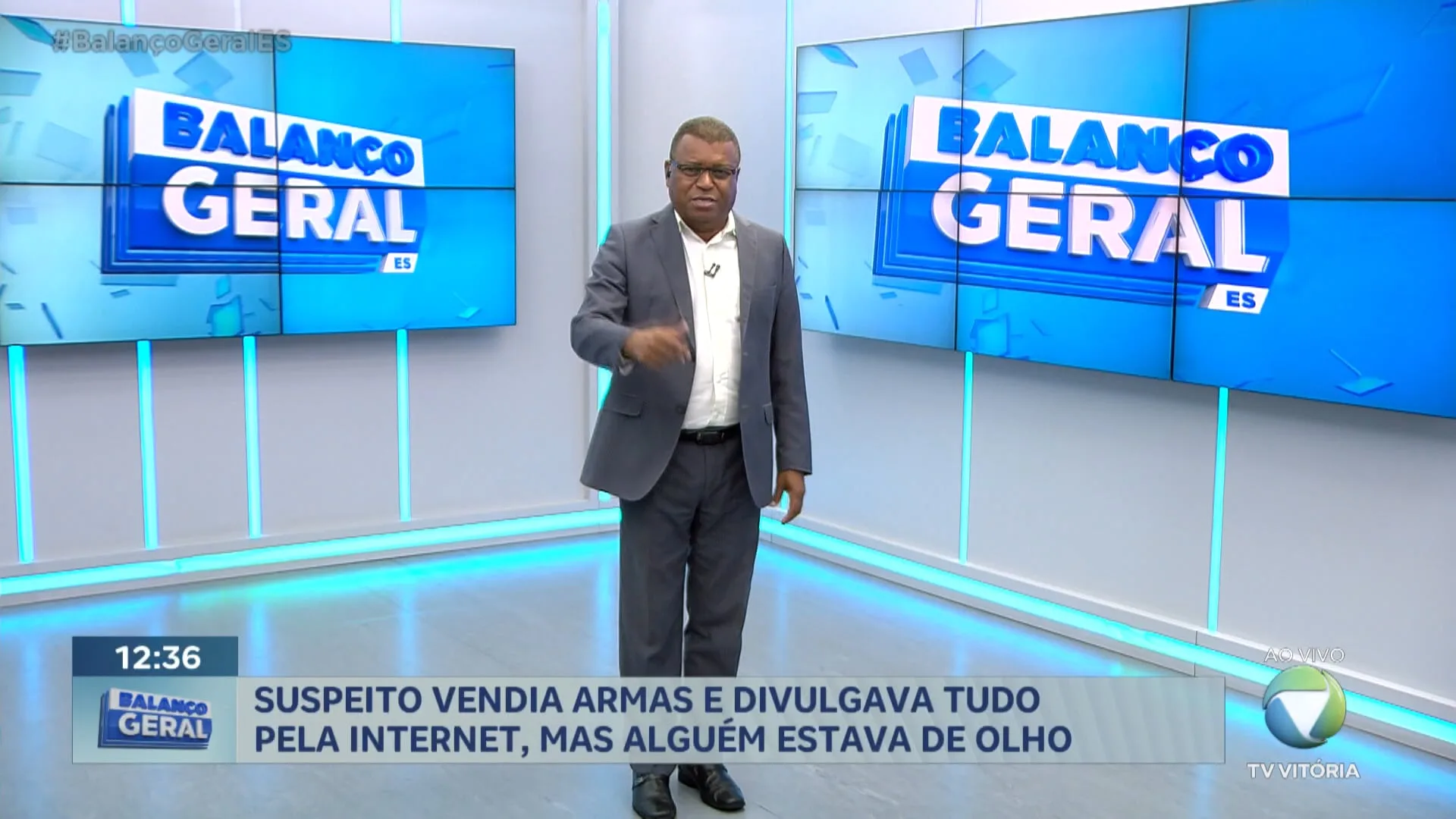 Suspeito vendia armas e divulgava tudo na internet, mas alguém estava de olho