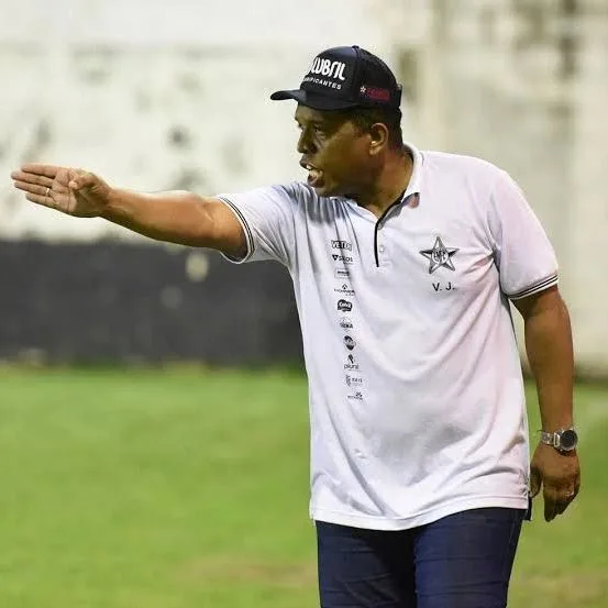 Após nova derrota, Vladimir de Jesus deixa comando técnico do Estrela