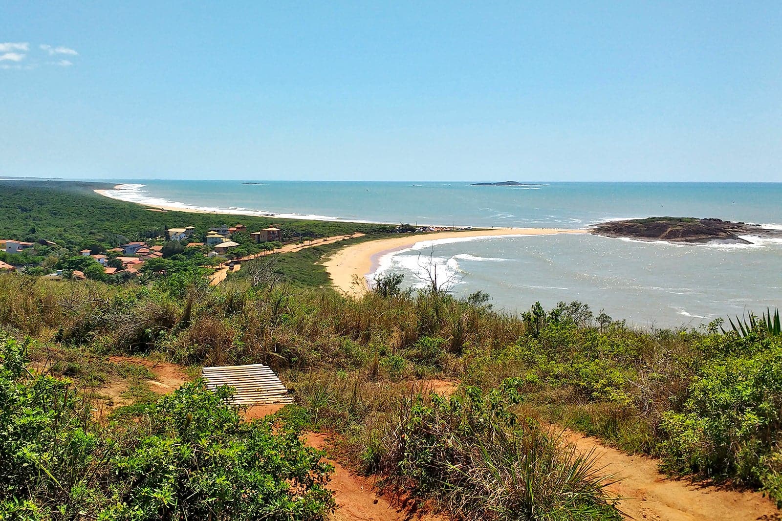 Homem morre afogado em praia de Setiba, em Guarapari