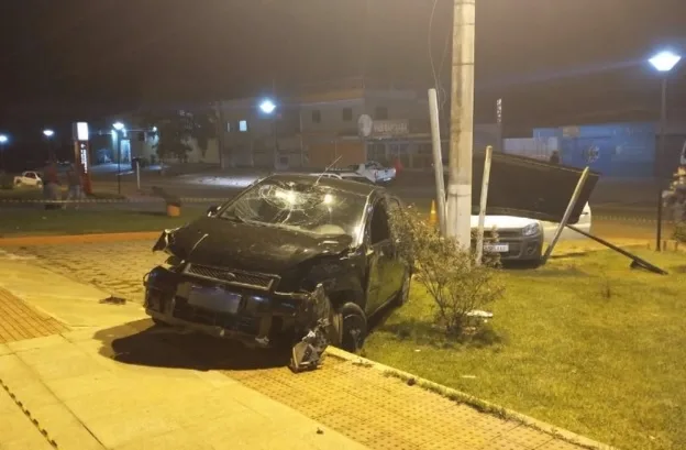 VÍDEO | Mulher é agredida pelo marido, tenta fugir e morre após ser atropelada por ele no ES