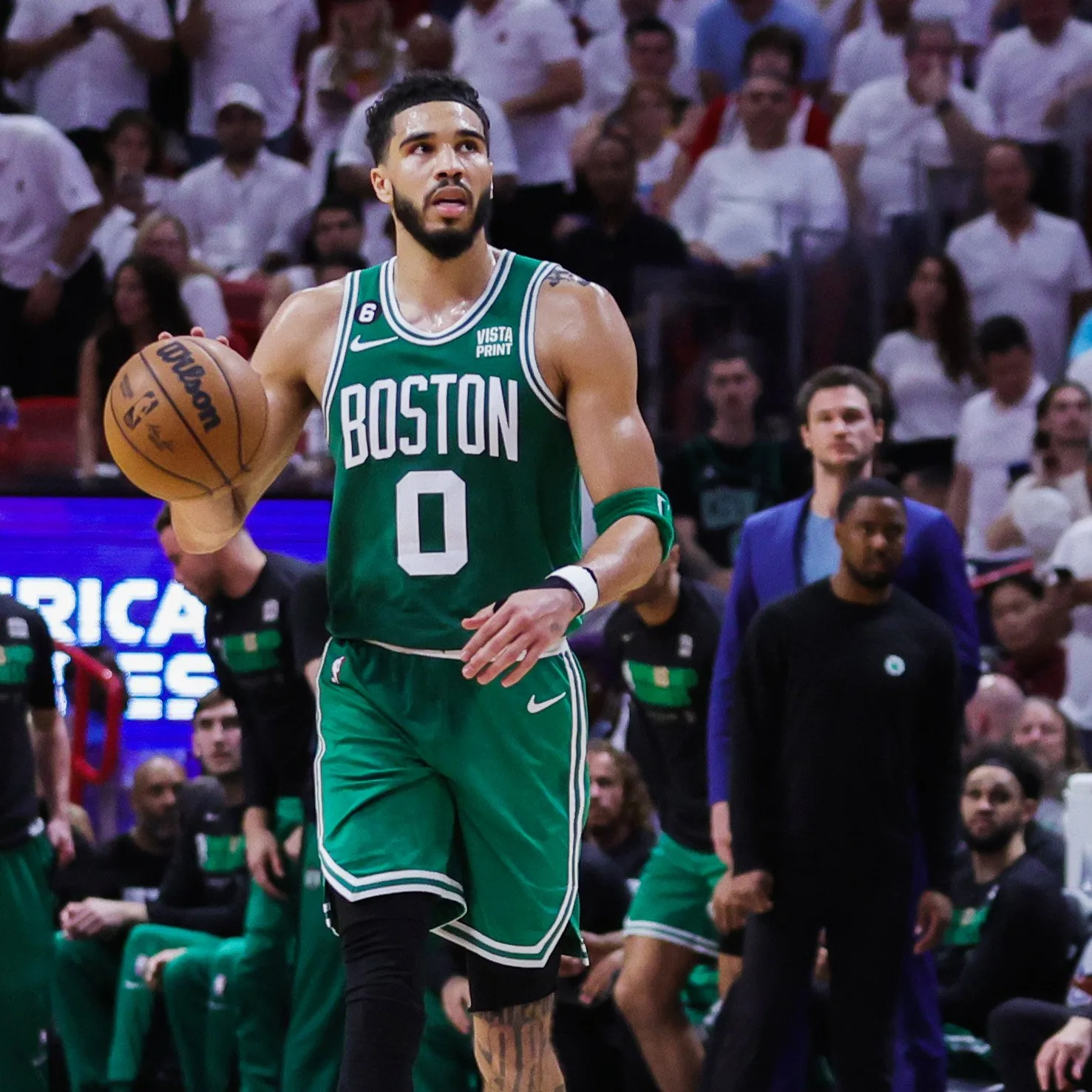 Celtics reagem sob comando de Tatum, vencem Heat e respiram na final do Leste na NBA