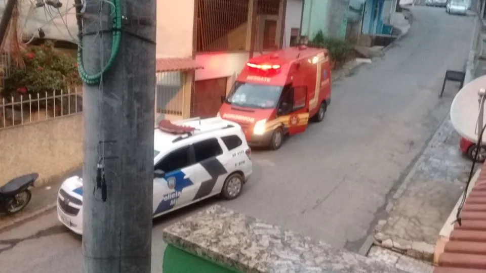 Homem mata esposa com golpes de faca após briga em Cachoeiro