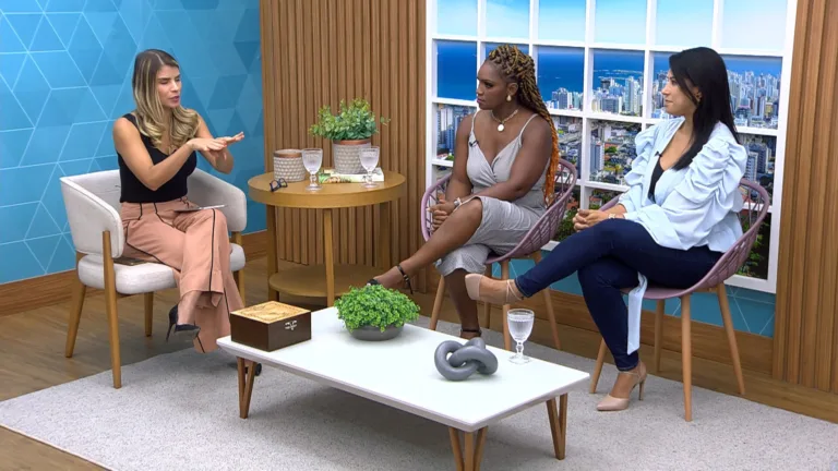 Sabrina Sato anuncia separação