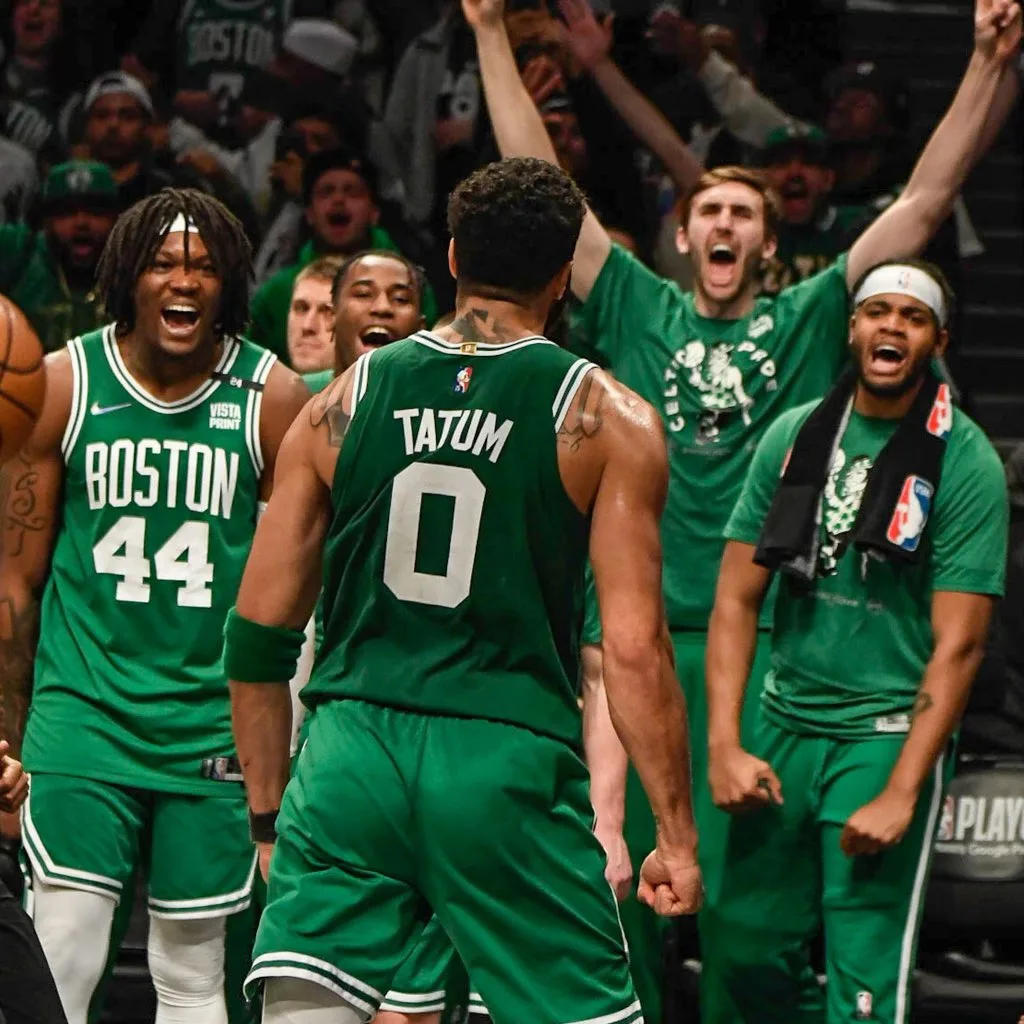 Tatum lidera e Celtics batem Cavaliers; Durant estreia com vitória nos Suns