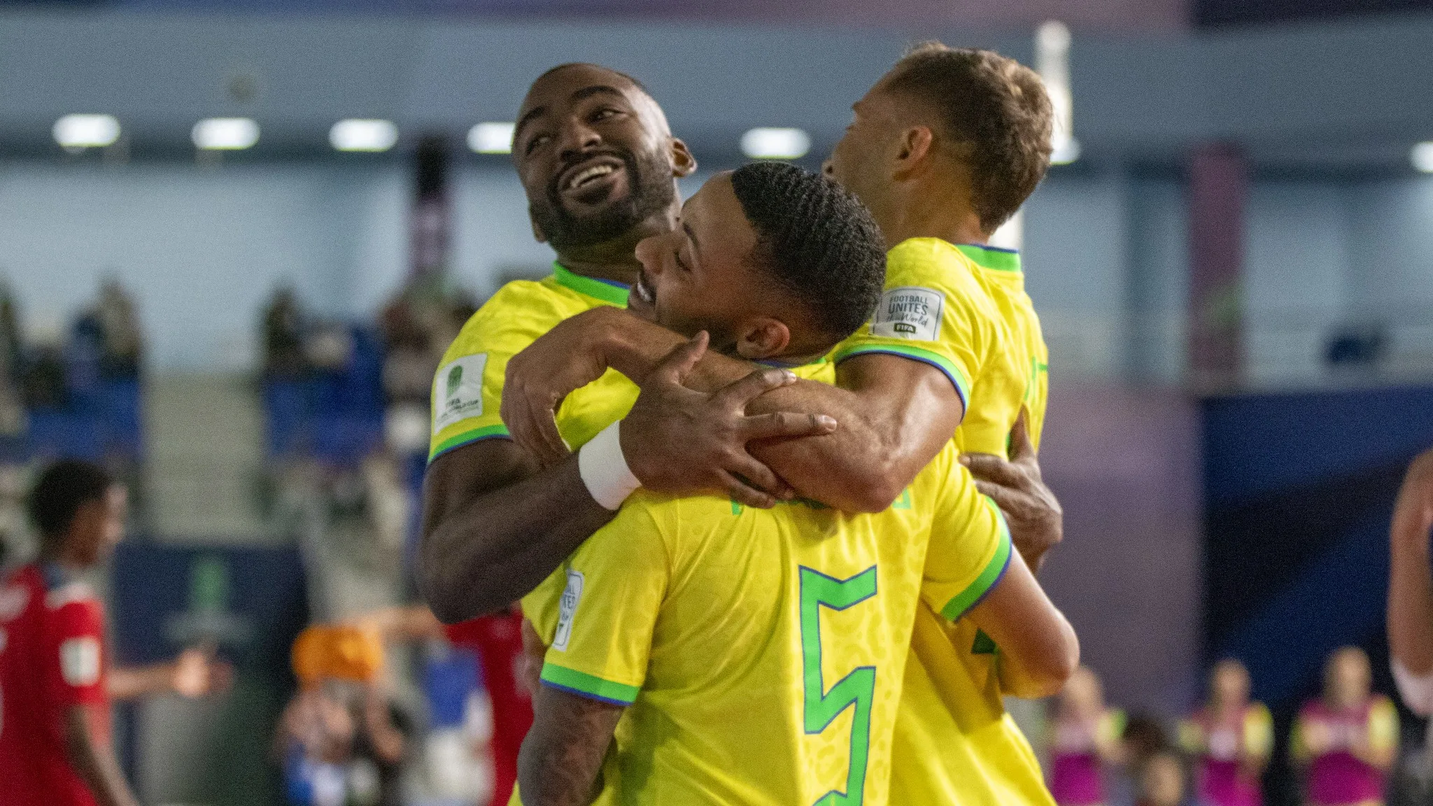 Brasil goleia Cuba por 10 a 0 na estreia da Copa do Mundo de Futsal