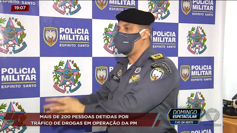 Mais de 200 pessoas foram detidas por tráfico de drogas em operação da PM