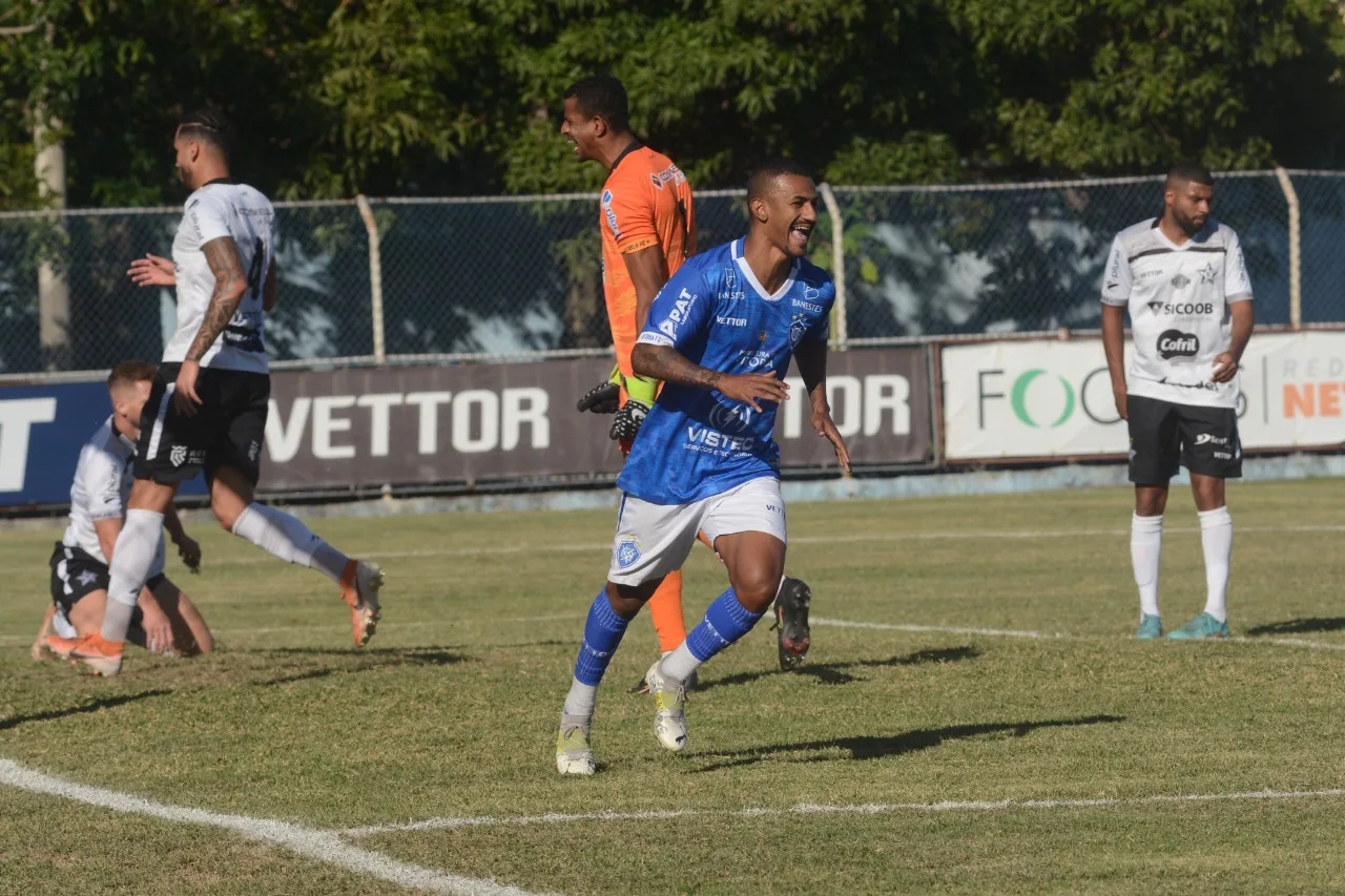 Vitória empata com Estrela e avança à final da Copa Espírito Santo