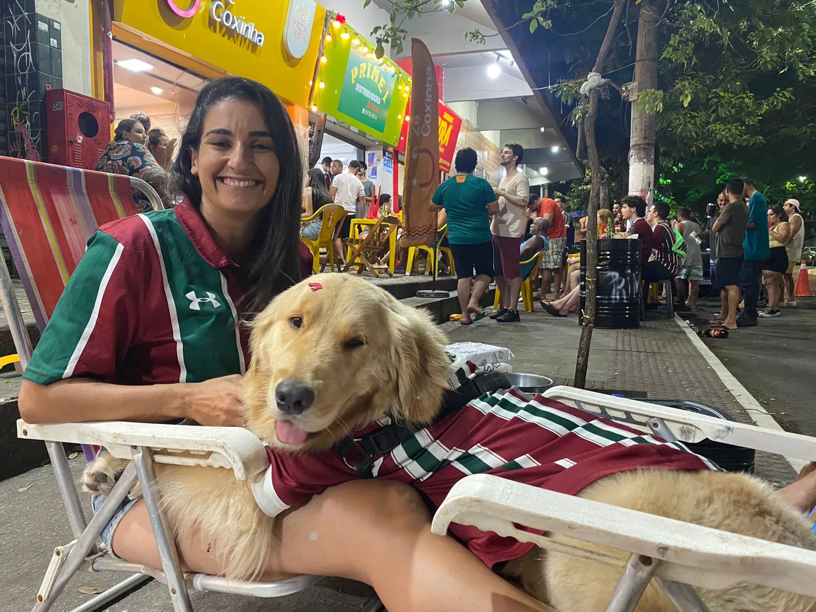 "Pet torcedora" acompanha decisão do título do Fluminense em Vitória