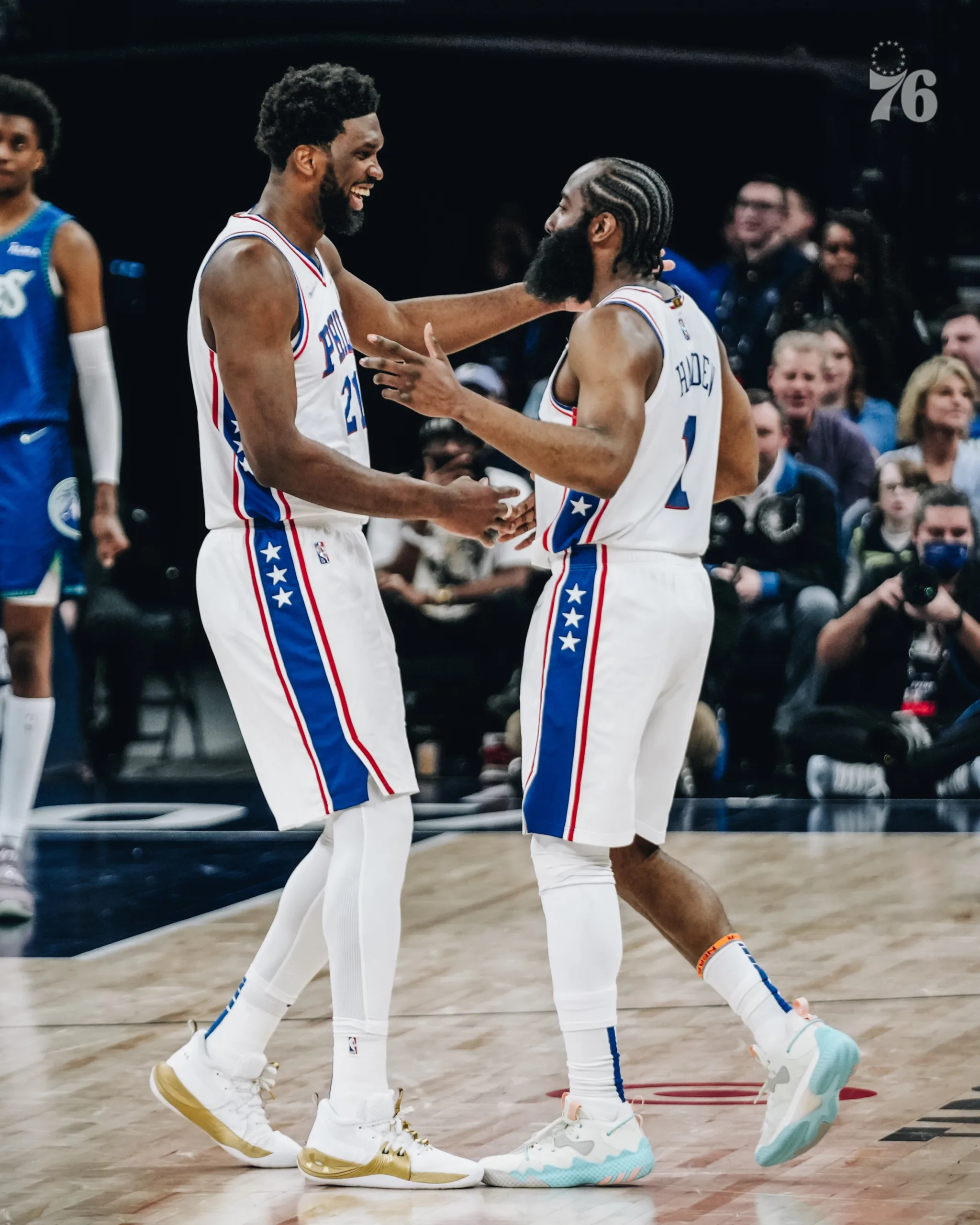 James Harden estreia nos 76ers com double-double e vitória sobre o Timberwolves