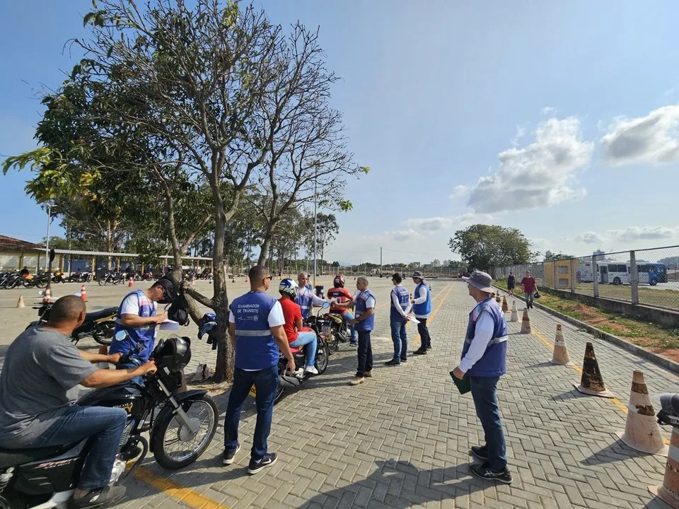 Prova prática de moto acontece em novo espaço de Vila Velha