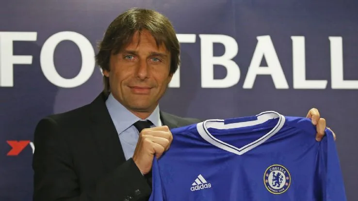 Perto do título, Conte celebra volta por cima do Chelsea sob seu comando