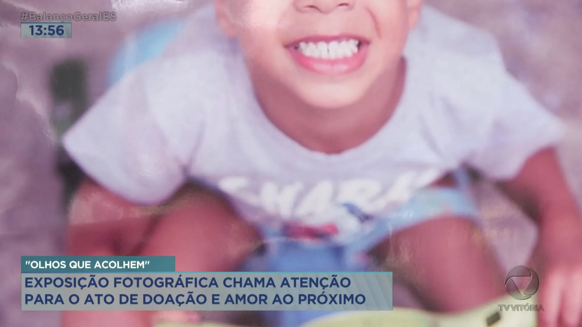 Exposição "Olhos que acolhem" está em cartaz no Shopping Vitória