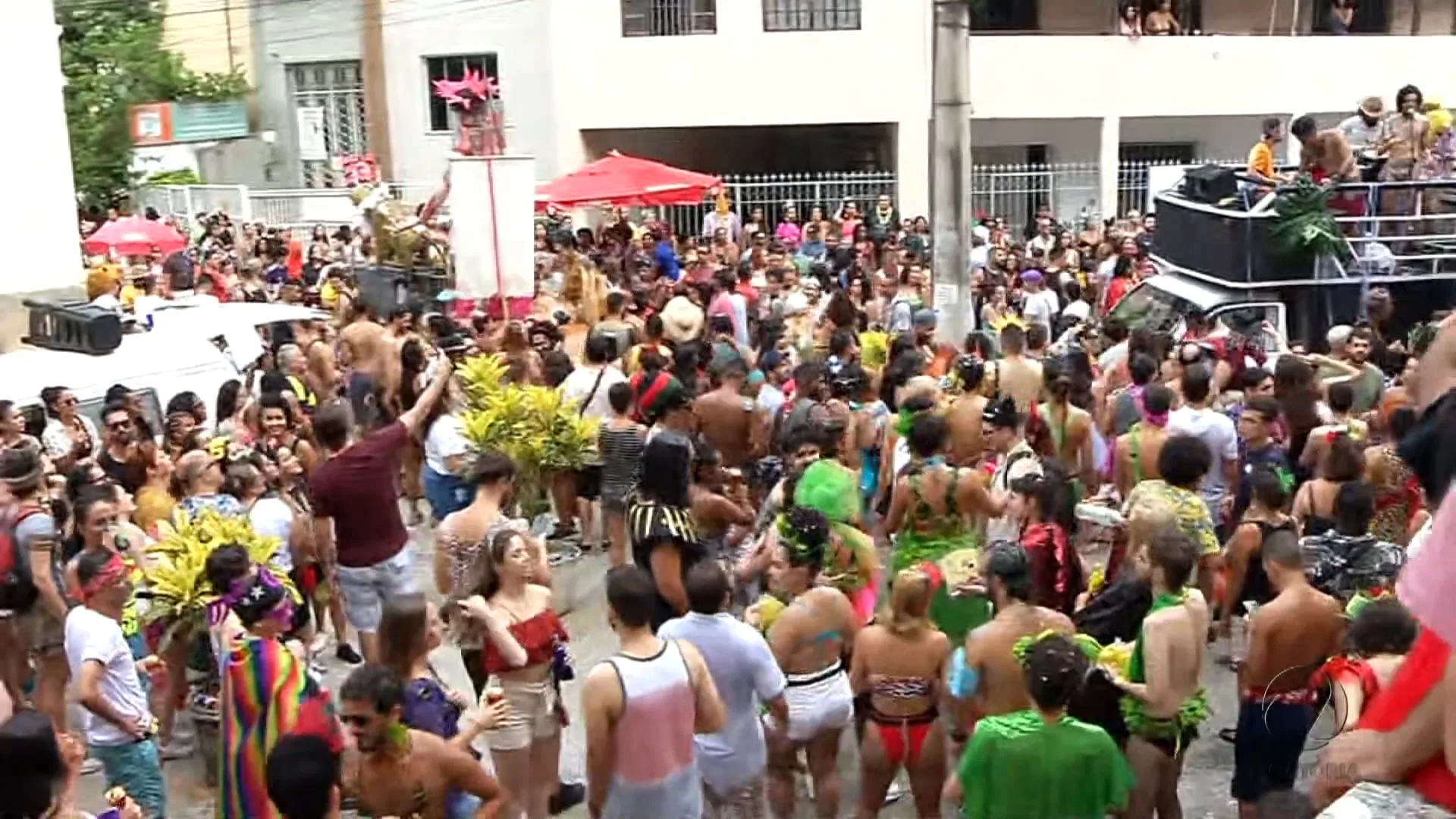 Ações para evitar tumultos em blocos pós-carnaval