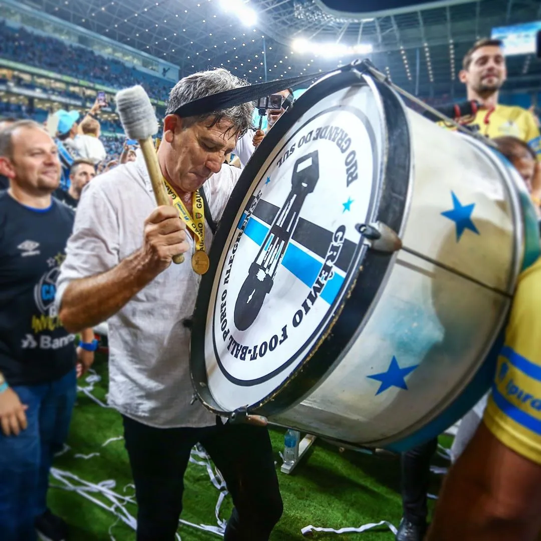 Renato Gaúcho renova contrato com o Grêmio até o fim da temporada 2021