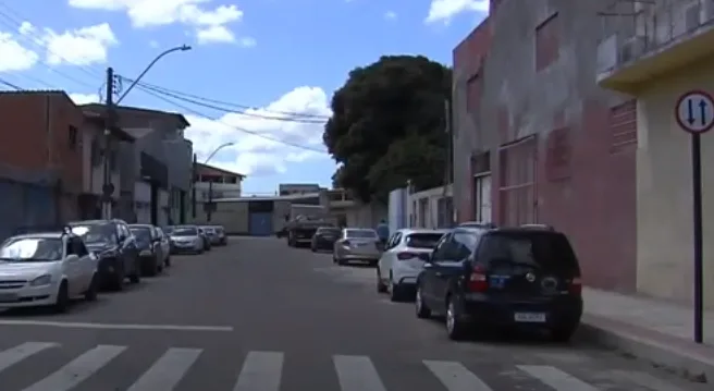 Morador de Vila Velha luta com ladrões após ter a casa invadida