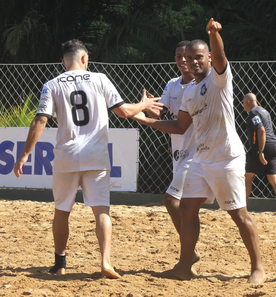 Agenda Esportiva: oito jogos abrem os Metropolitanos de Beach Soccer neste sábado (21) Agenda Esportiva: oito jogos abrem os Metropolitanos de Beach Soccer neste sábado (21)