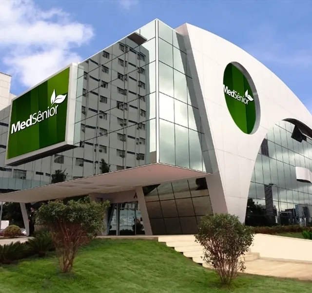 MedSênior contrata operadores acima dos 50 anos