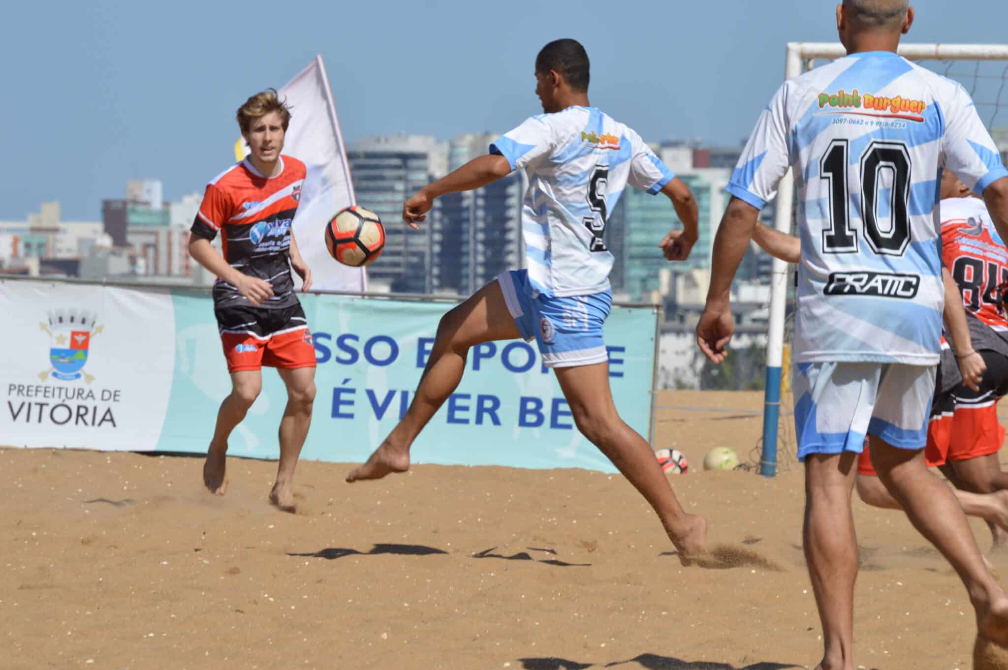 Vitória Beach Soccer Cup começa com muito equilíbrio entre clubes capixabas