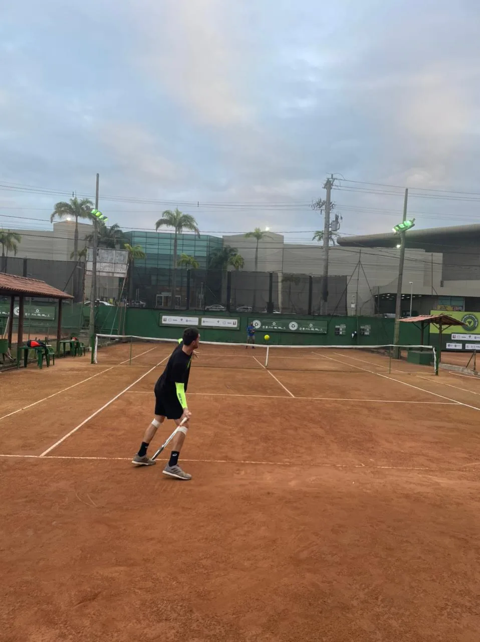 Ivan Shalders conquista a 1ª classe do Circuito Rede Vitória de Tênis