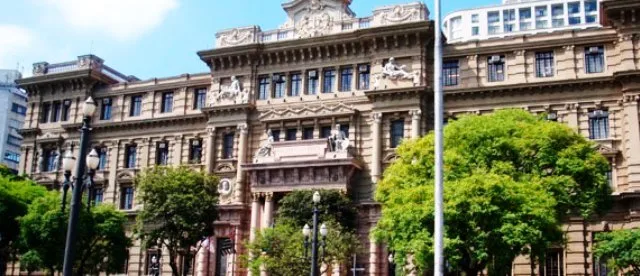 TJ-SP lança edital com 34 vagas e até R$ 8 mil TJ-SP lança edital com 34 vagas e até R$ 8 mil