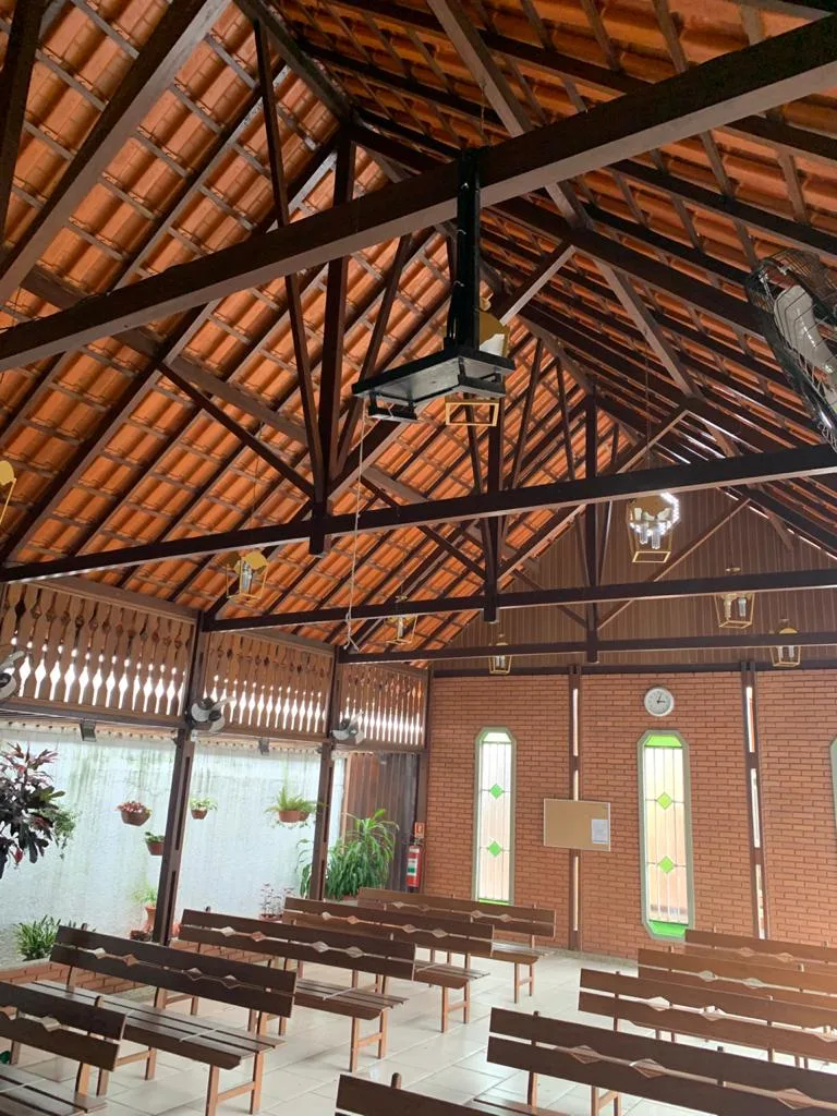 Suspeito invade igreja na Serra e deixa prejuízo de R$ 10 mil