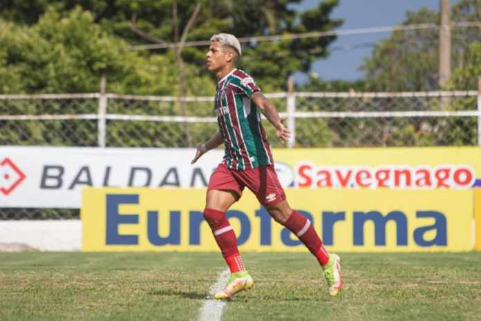 Fluminense confirma venda de Matheus Martins, emprestado ao Watford pela Udinese