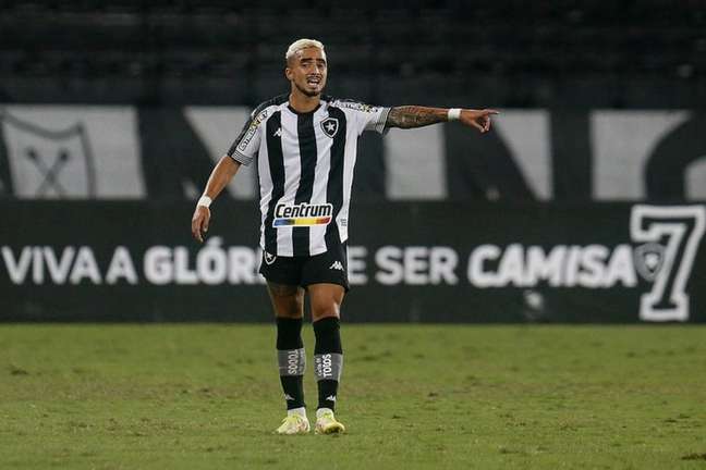 Rafael passa por cirurgia e desfalca Botafogo pelo restante da temporada