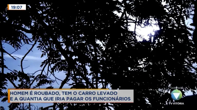 Homem é roubado e tem carro roubado