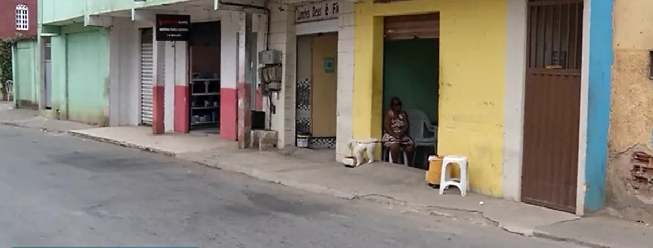 Cliente é esfaqueado após briga em bar de Cariacica