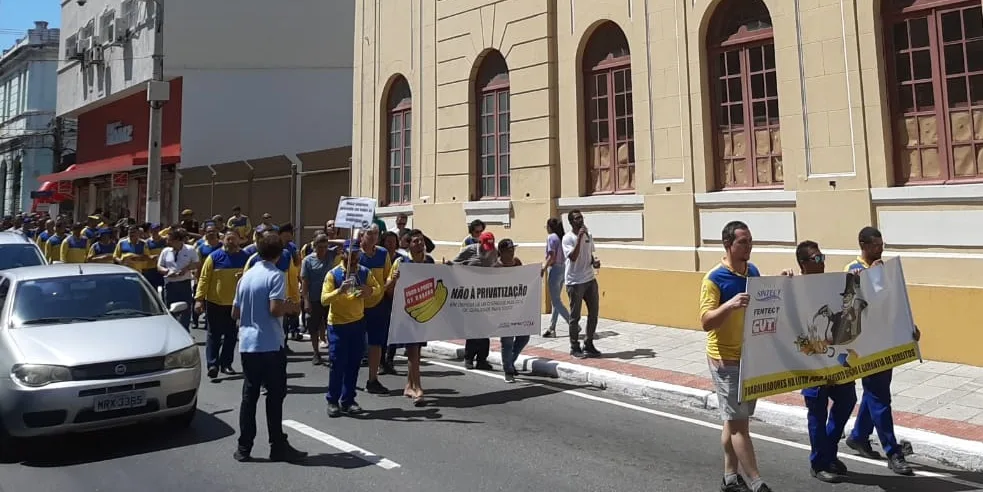 Com servidores em greve, Correios suspende serviço de entrega com hora marcada