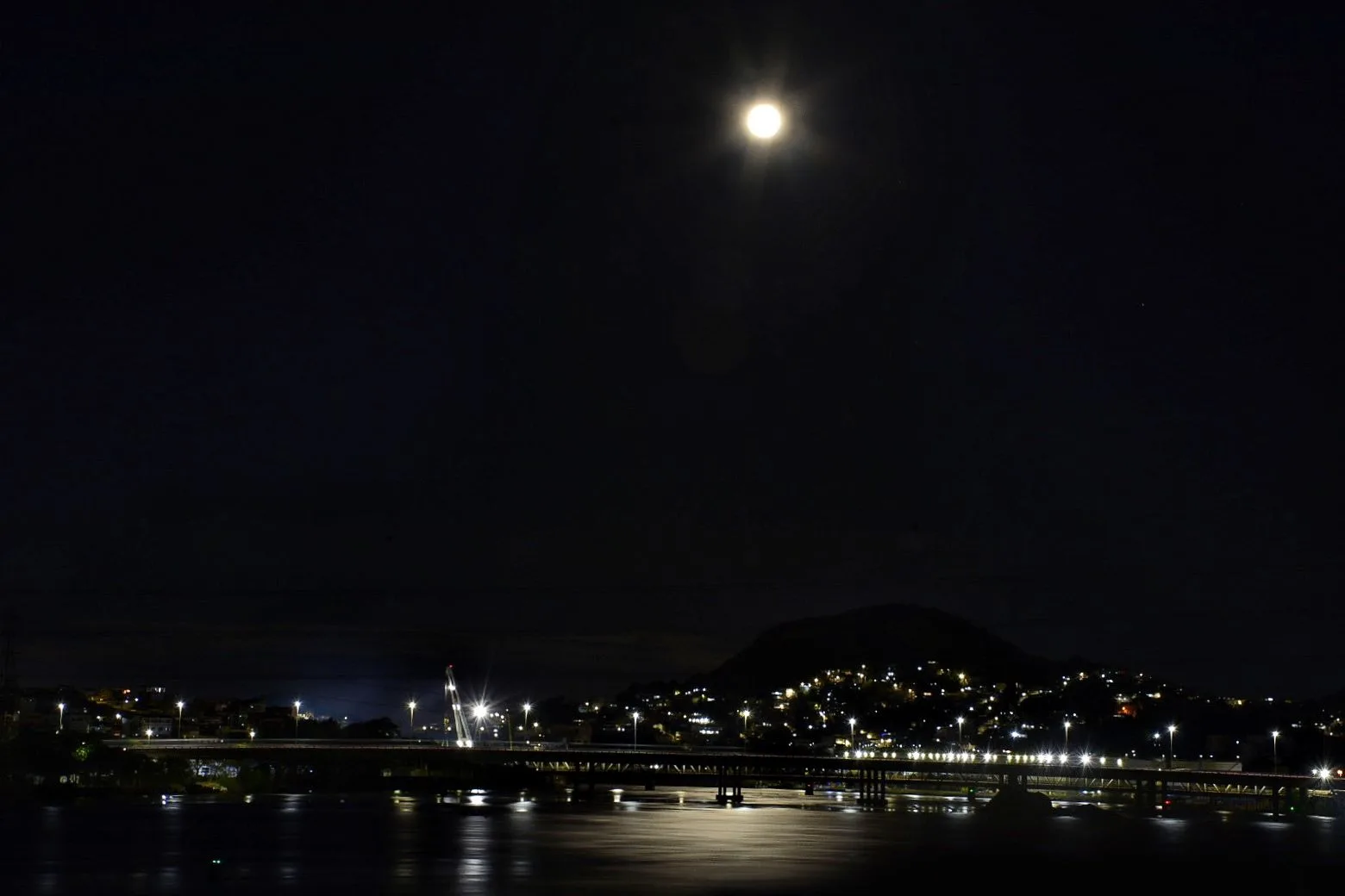 O que é o lunistício, fenômeno que 'congela' a Lua no céu e começa hoje