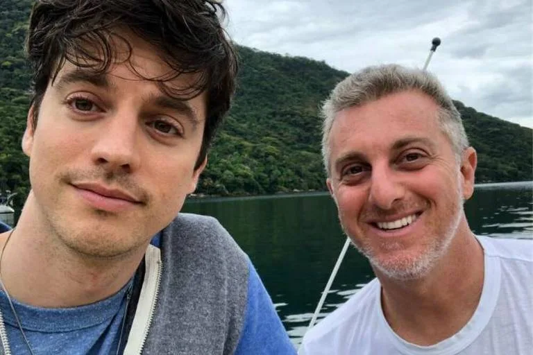 Luciano Huck sobre descobrir que irmão é gay: "Tive um choque"