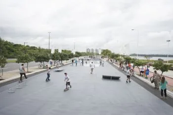 Skate Park inaugurado em Camburi