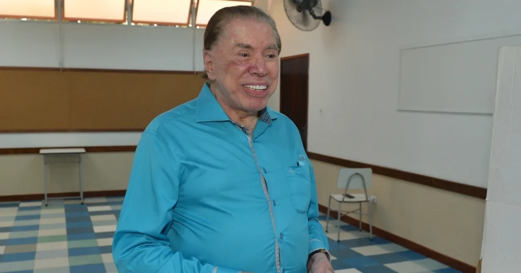 Silvio Santos faz 92 anos de idade e ganha homenagens de família e famosos