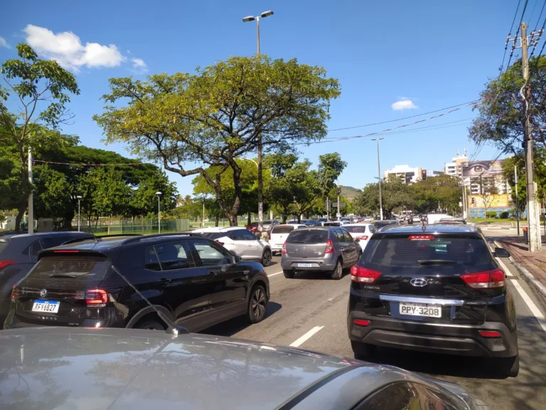 Obra na Terceira Ponte dá nó no trânsito e gera engarrafamentos