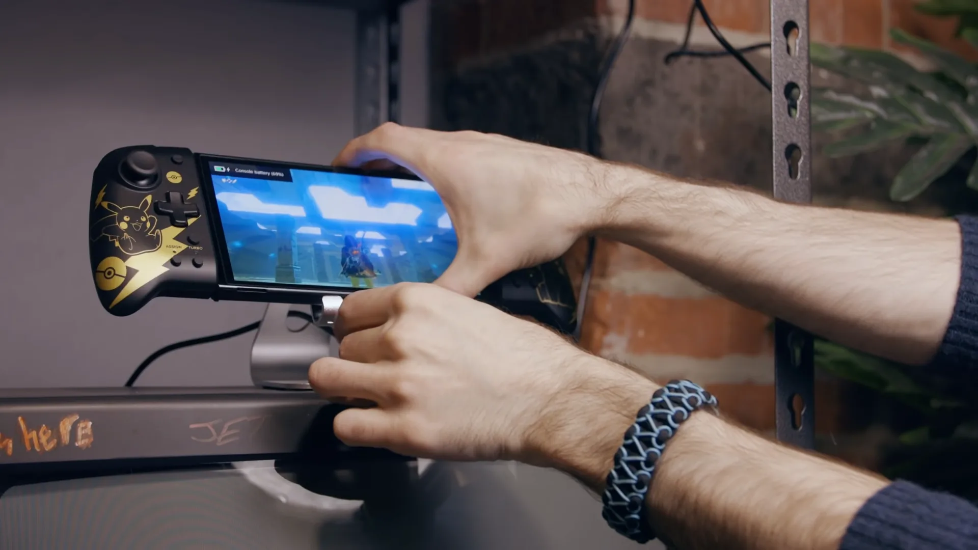 Youtuber deixa Nintendo Switch OLED ligado por mais de 1800 horas