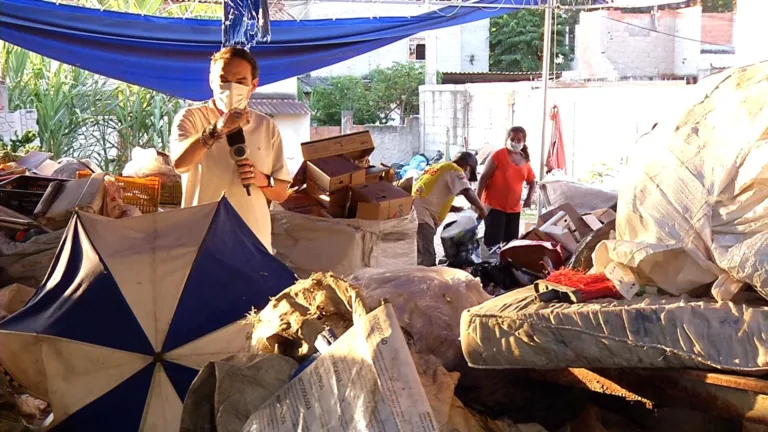 Catadores de reciclados enfrentam dificuldades financeiras com a pandemia
