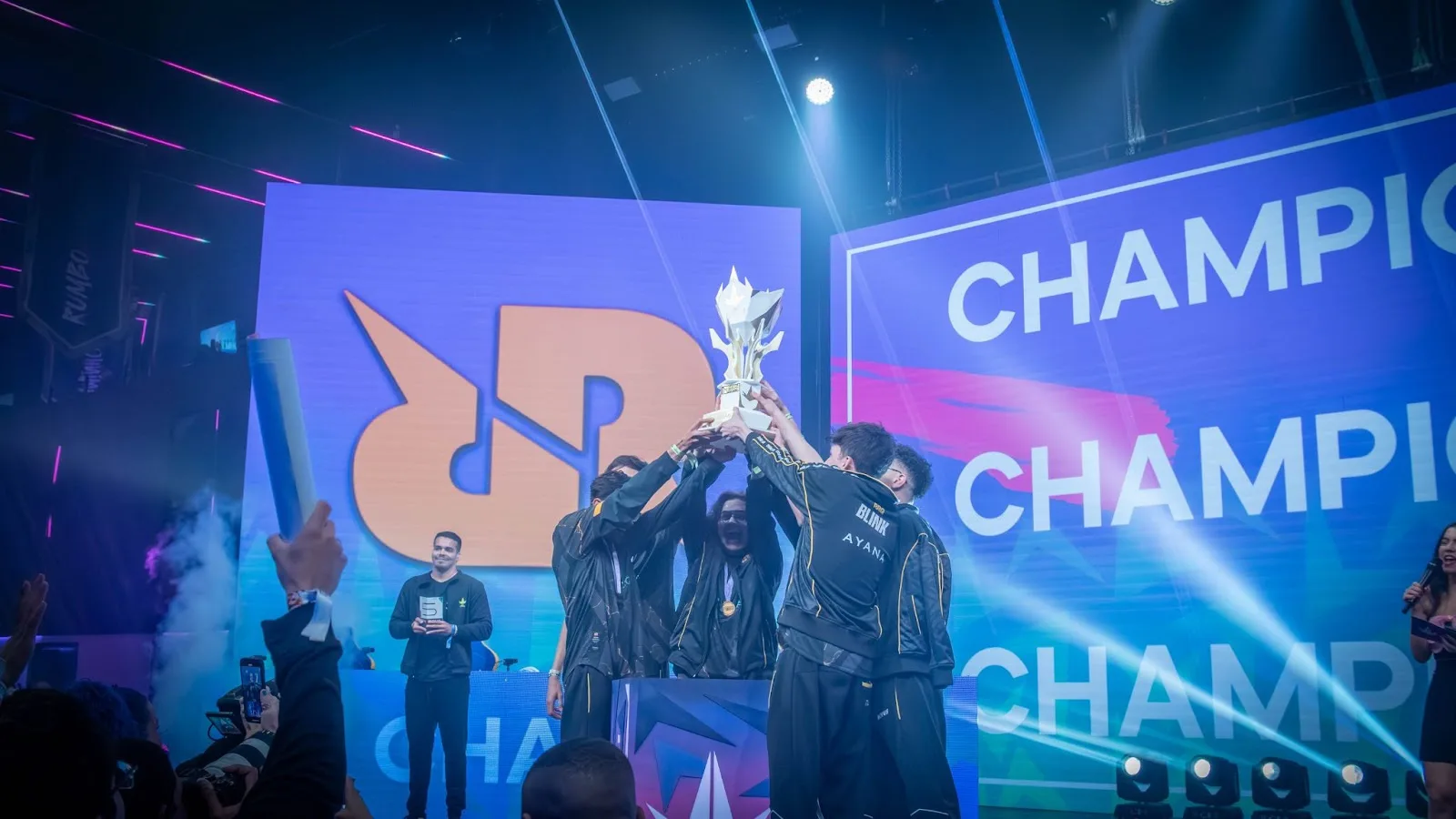 RQ Akira é a grande campeã da 3° Liga LATAM de Mobile Legends: Bang Bang