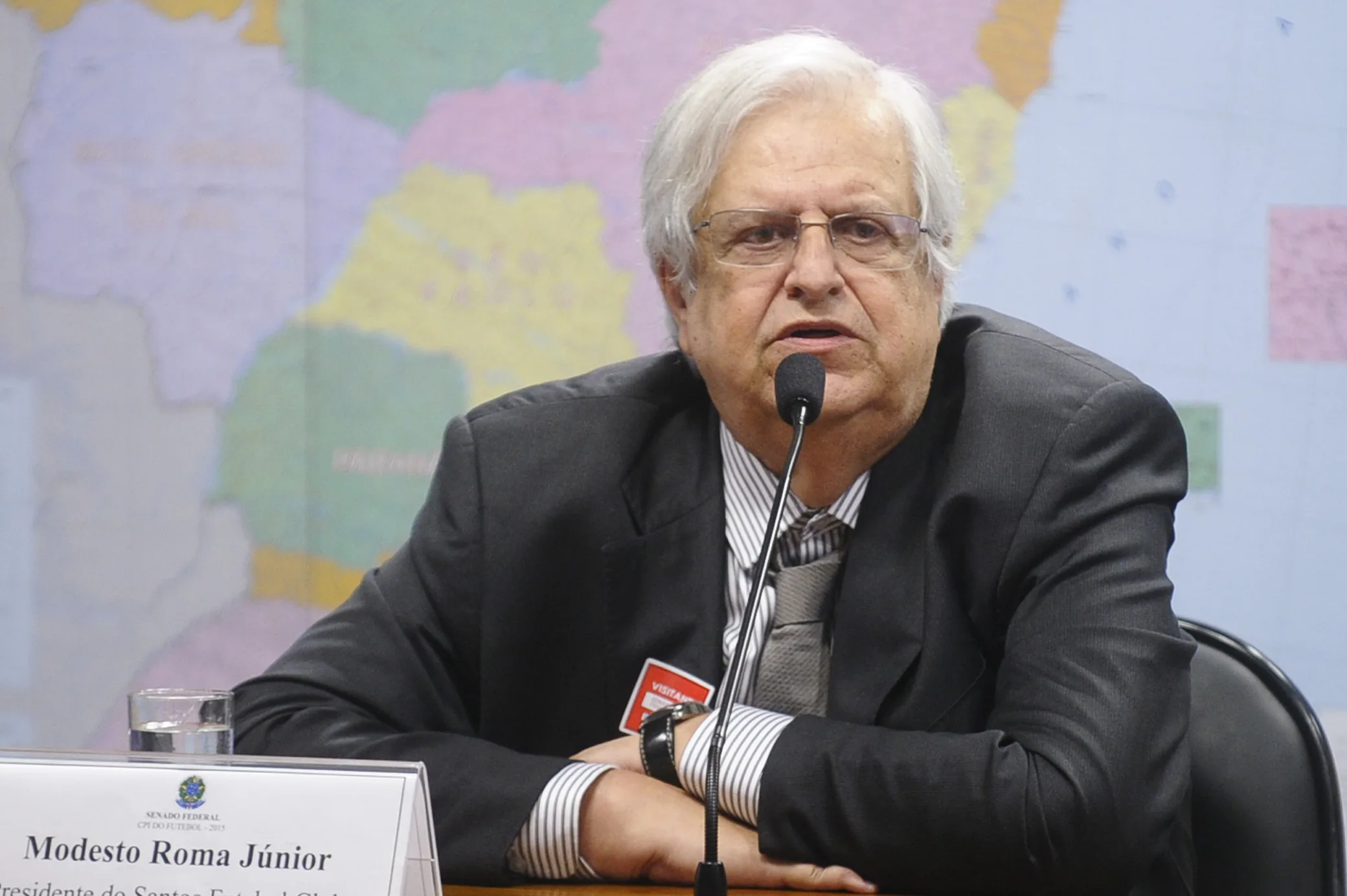 A CPI do Futebol (CPIDFDQ) realiza audiência pública com a participação dos presidentes do São Paulo Futebol Clube e do Santos Futebol Clube. Em pronunciamento, presidente do Santos Futebol Clube, Modesto Roma Júnior. Foto: Marcos Oliveira/Agência Senado.