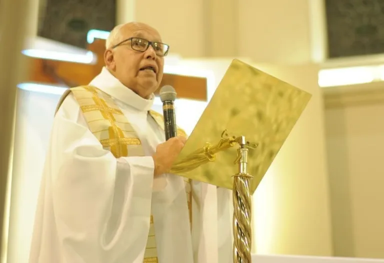 Após 23 anos, padre Roberto Camillato deixa Santuário de Santo Antônio