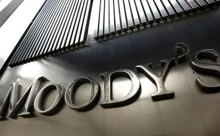 Moody's rebaixa rating do Brasil e tira grau de investimento do País