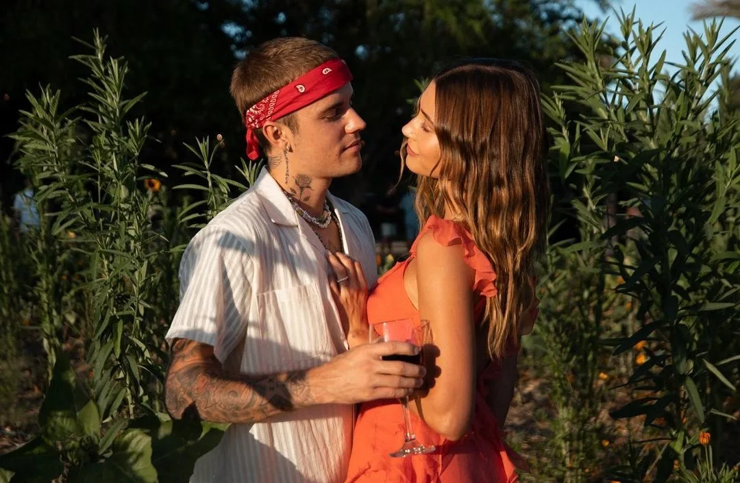 Hailey Bieber revela medo de ter filhos com Justin devido a 'haters'