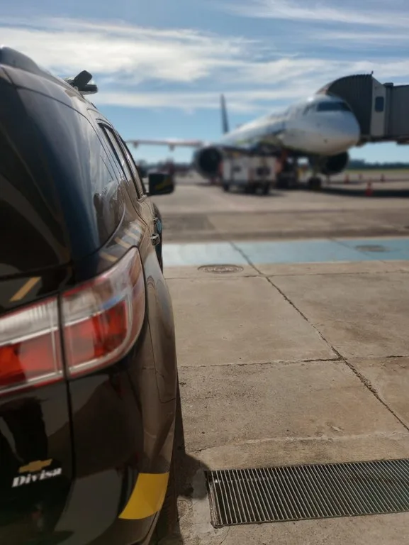 Ameaça de bomba fecha aeroporto de Foz do Iguaçu e homem acaba preso