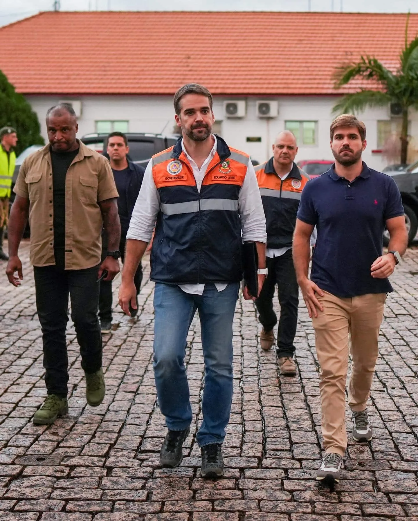 Enchentes e mortes: capixaba marido de Eduardo Leite está no RS. Veja fotos (Foto: Mauricio Tonetto)