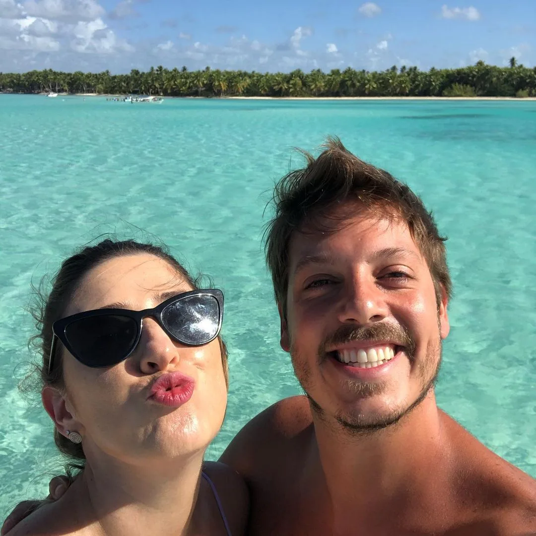 Fábio Porchat e Dani Calabresa postam fotos de férias no Caribe