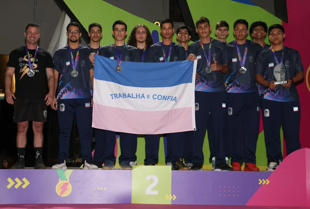 Aos gritos de “campeão voltou”, handebol sobe nos Jogos da Juventude