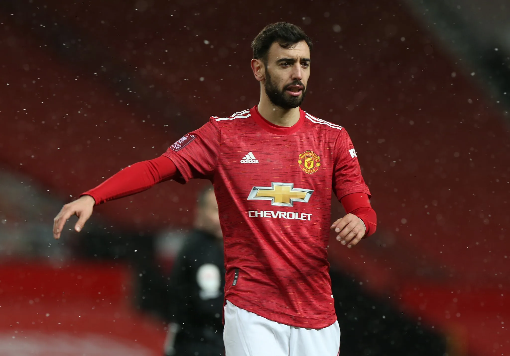 Bruno Fernandes marca, dá assistência e United recupera 2° lugar do Inglês